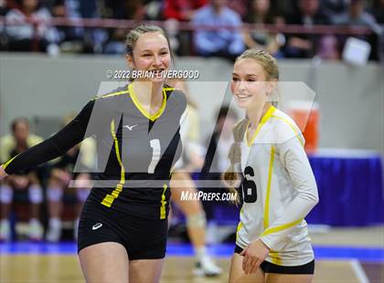 Thumbnail 1 in Windsor vs. Thompson Valley (CHSAA 4A State Championships Final) photogallery.