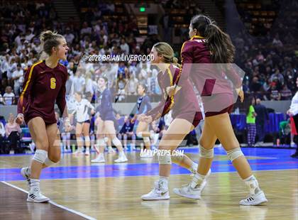Thumbnail 2 in Windsor vs. Thompson Valley (CHSAA 4A State Championships Final) photogallery.