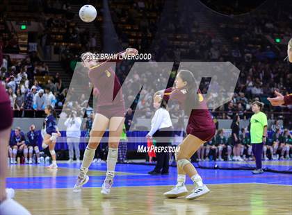 Thumbnail 1 in Windsor vs. Thompson Valley (CHSAA 4A State Championships Final) photogallery.