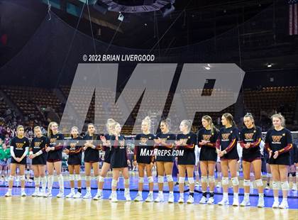 Thumbnail 3 in Windsor vs. Thompson Valley (CHSAA 4A State Championships Final) photogallery.