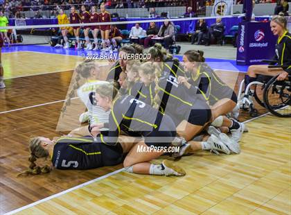 Thumbnail 3 in Windsor vs. Thompson Valley (CHSAA 4A State Championships Final) photogallery.