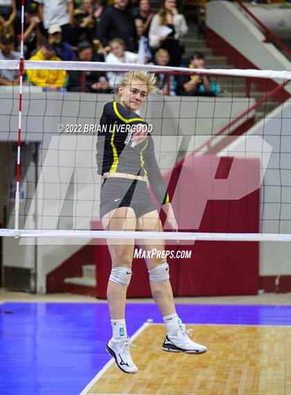 Thumbnail 1 in Windsor vs. Thompson Valley (CHSAA 4A State Championships Final) photogallery.
