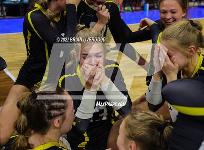 Thumbnail 3 in Windsor vs. Thompson Valley (CHSAA 4A State Championships Final) photogallery.
