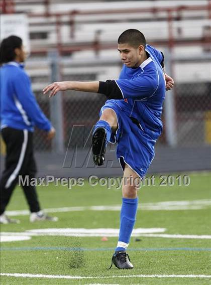Thumbnail 2 in Grand Prairie vs. Bowie (Martin Invitational Soccer Tournament)) photogallery.
