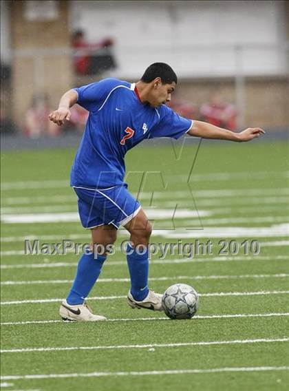 Thumbnail 2 in Grand Prairie vs. Bowie (Martin Invitational Soccer Tournament)) photogallery.