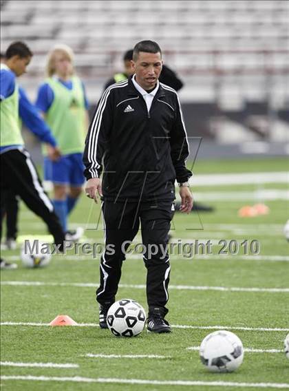 Thumbnail 2 in Grand Prairie vs. Bowie (Martin Invitational Soccer Tournament)) photogallery.
