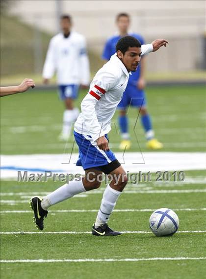 Thumbnail 2 in Grand Prairie vs. Bowie (Martin Invitational Soccer Tournament)) photogallery.