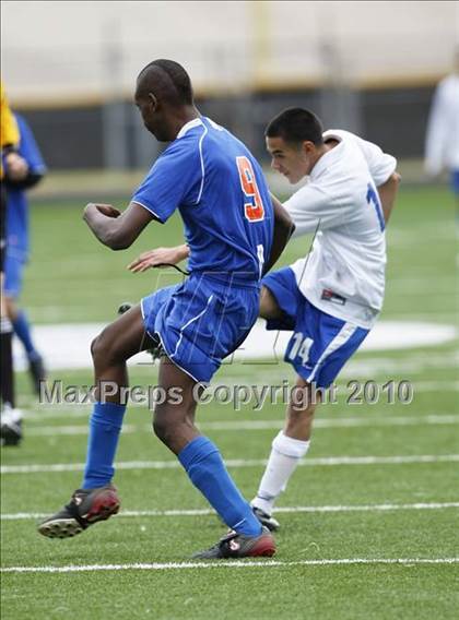 Thumbnail 2 in Grand Prairie vs. Bowie (Martin Invitational Soccer Tournament)) photogallery.