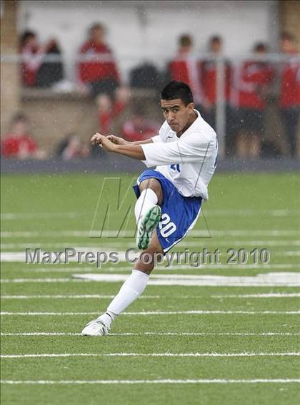 Thumbnail 3 in Grand Prairie vs. Bowie (Martin Invitational Soccer Tournament)) photogallery.