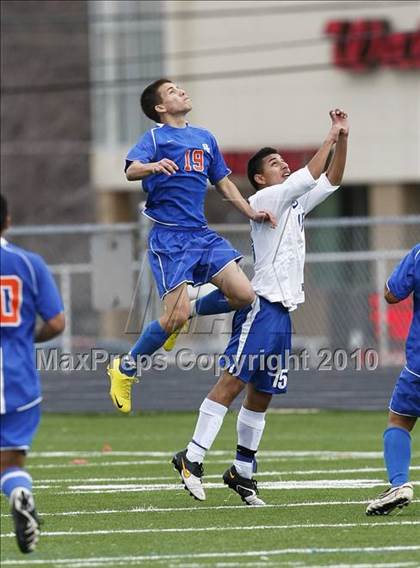Thumbnail 3 in Grand Prairie vs. Bowie (Martin Invitational Soccer Tournament)) photogallery.