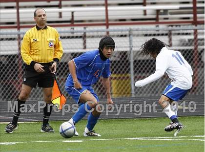 Thumbnail 3 in Grand Prairie vs. Bowie (Martin Invitational Soccer Tournament)) photogallery.