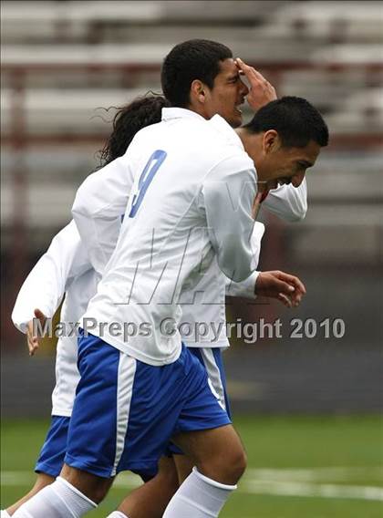Thumbnail 3 in Grand Prairie vs. Bowie (Martin Invitational Soccer Tournament)) photogallery.