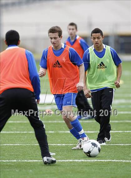 Thumbnail 2 in Grand Prairie vs. Bowie (Martin Invitational Soccer Tournament)) photogallery.