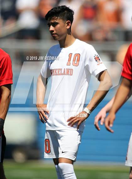 Thumbnail 2 in Bel Air vs. Wakeland (UIL 5A Final) photogallery.