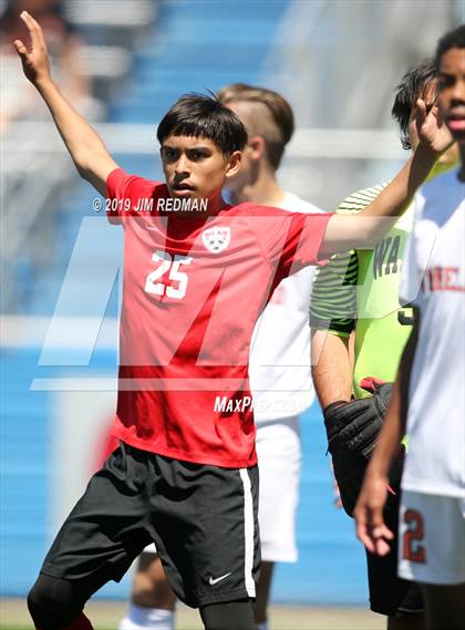 Thumbnail 2 in Bel Air vs. Wakeland (UIL 5A Final) photogallery.