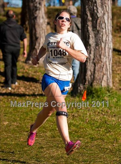 Thumbnail 1 in NYSHSAA Championships (Class B Girls) photogallery.
