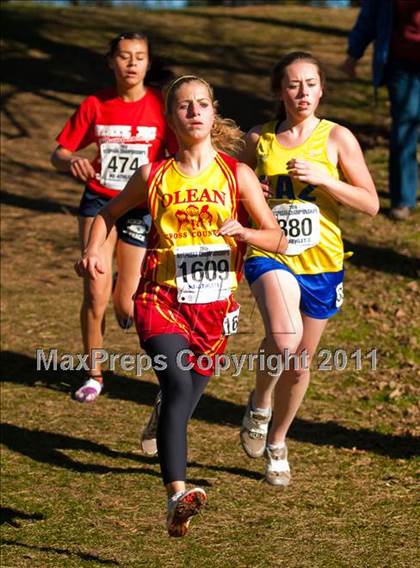 Thumbnail 2 in NYSHSAA Championships (Class B Girls) photogallery.