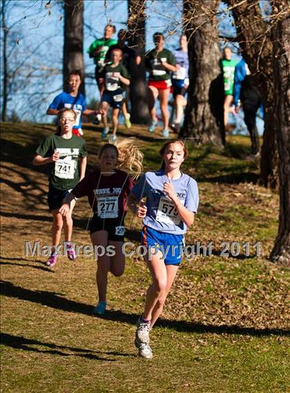 Thumbnail 1 in NYSHSAA Championships (Class B Girls) photogallery.