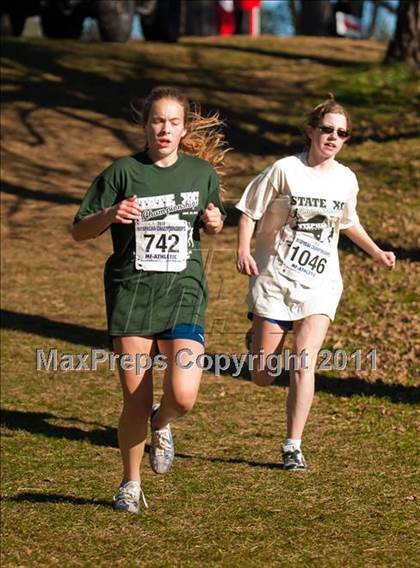 Thumbnail 1 in NYSHSAA Championships (Class B Girls) photogallery.