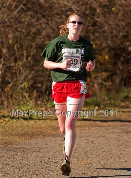Thumbnail 1 in NYSHSAA Championships (Class B Girls) photogallery.