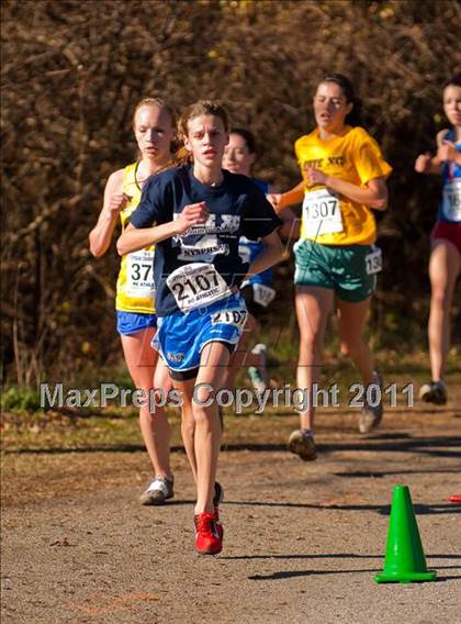 Thumbnail 1 in NYSHSAA Championships (Class B Girls) photogallery.