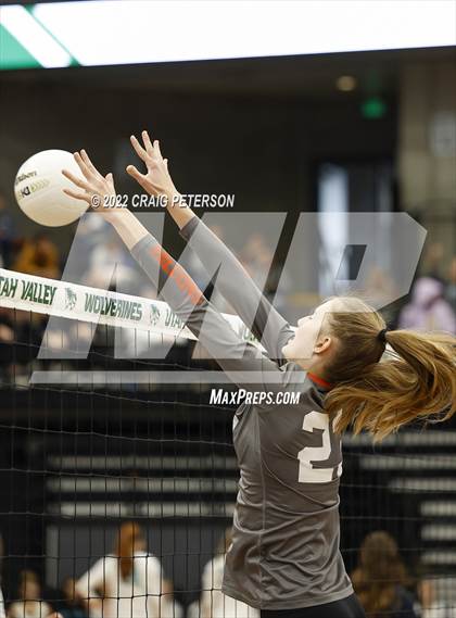 Thumbnail 3 in Weber vs. Skyridge (UHSAA 6A Quarterfinal) photogallery.