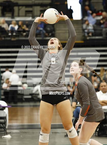 Thumbnail 3 in Weber vs. Skyridge (UHSAA 6A Quarterfinal) photogallery.