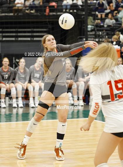 Thumbnail 2 in Weber vs. Skyridge (UHSAA 6A Quarterfinal) photogallery.
