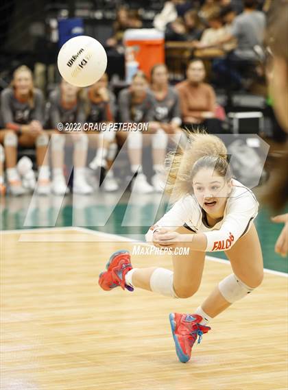 Thumbnail 3 in Weber vs. Skyridge (UHSAA 6A Quarterfinal) photogallery.