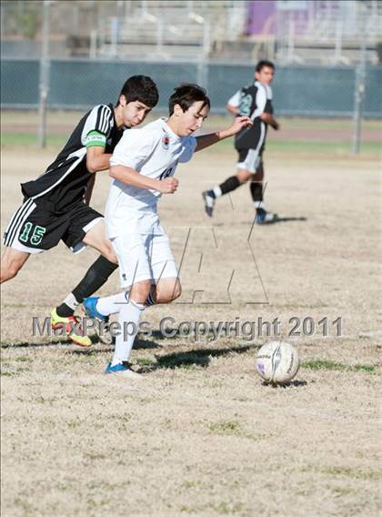 Thumbnail 3 in Rincon vs Amphitheater (Chris Mair Tournament) photogallery.