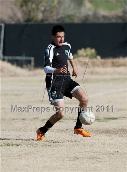 Thumbnail 3 in Rincon vs Amphitheater (Chris Mair Tournament) photogallery.