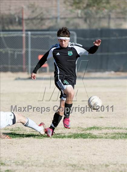 Thumbnail 3 in Rincon vs Amphitheater (Chris Mair Tournament) photogallery.