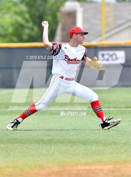 Thumbnail 1 in Union Grove vs North Hopkins (UIL 2A Region 3 Area Playoff) photogallery.