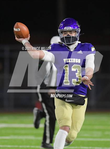 Thumbnail 3 in Graham-Kapowsin @ Puyallup photogallery.