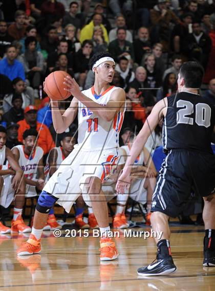 Thumbnail 1 in Rainier Beach vs. Oregon City (Les Schwab Invitational) photogallery.