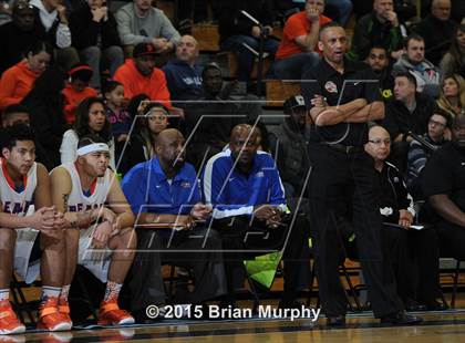Thumbnail 2 in Rainier Beach vs. Oregon City (Les Schwab Invitational) photogallery.