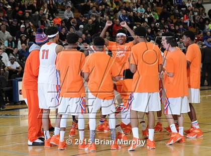 Thumbnail 2 in Rainier Beach vs. Oregon City (Les Schwab Invitational) photogallery.