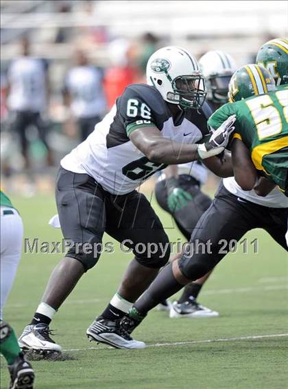 Thumbnail 2 in Madison vs. Central (Florida vs. Texas Football Showcase) photogallery.