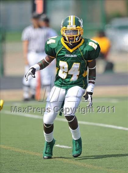 Thumbnail 3 in Madison vs. Central (Florida vs. Texas Football Showcase) photogallery.