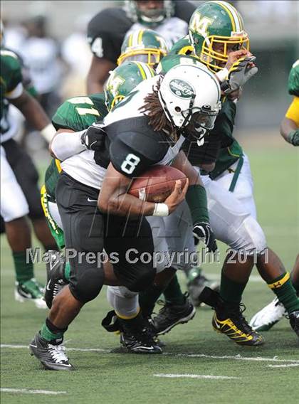 Thumbnail 1 in Madison vs. Central (Florida vs. Texas Football Showcase) photogallery.