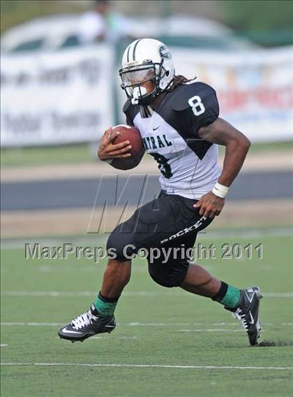 Thumbnail 1 in Madison vs. Central (Florida vs. Texas Football Showcase) photogallery.