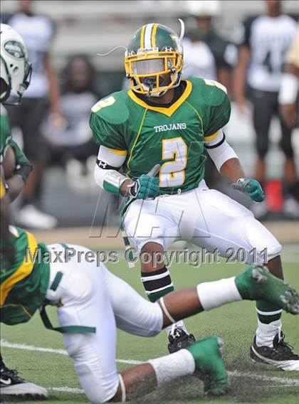 Thumbnail 1 in Madison vs. Central (Florida vs. Texas Football Showcase) photogallery.