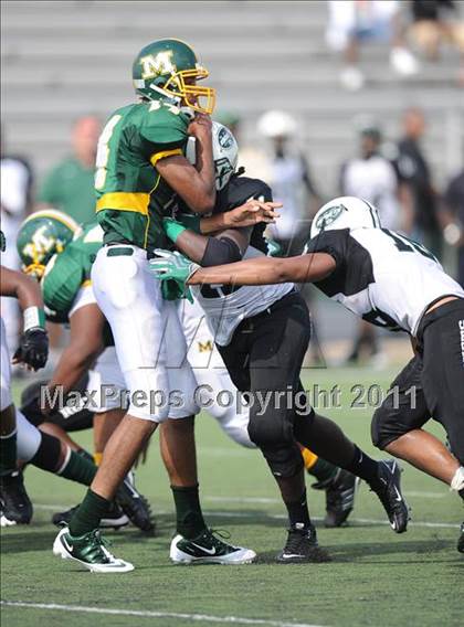 Thumbnail 2 in Madison vs. Central (Florida vs. Texas Football Showcase) photogallery.