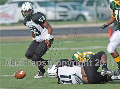 Thumbnail 1 in Madison vs. Central (Florida vs. Texas Football Showcase) photogallery.