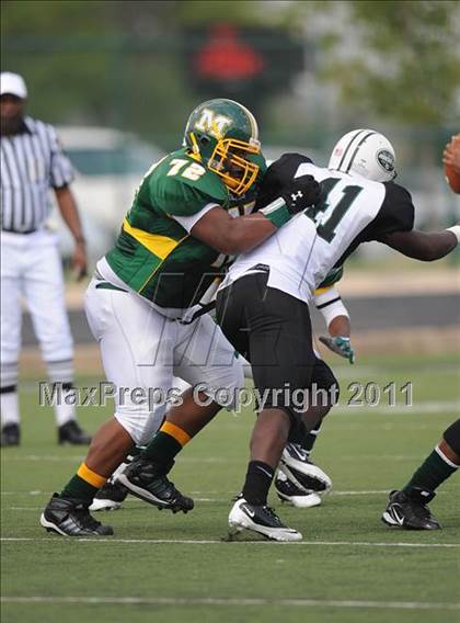 Thumbnail 3 in Madison vs. Central (Florida vs. Texas Football Showcase) photogallery.