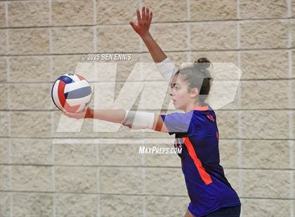 Thumbnail 3 in Assumption vs. St. Henry (Showdown at the Sunsphere) photogallery.