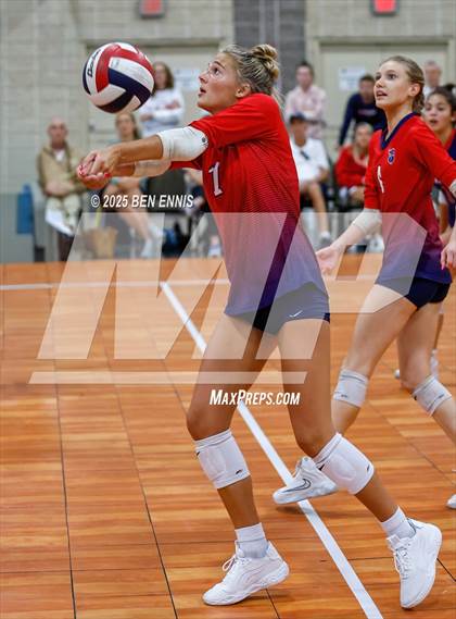 Thumbnail 2 in Assumption vs. St. Henry (Showdown at the Sunsphere) photogallery.
