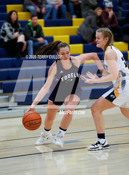 Thumbnail 2 in Tooele vs. Summit Academy photogallery.
