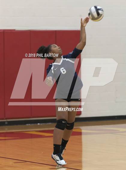 Thumbnail 2 in Centennial vs. Worthington Christian (Warrior Invitational) photogallery.