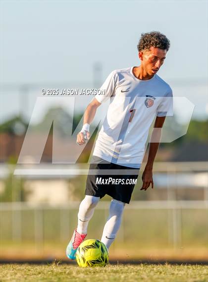 Thumbnail 1 in South View @ Jack Britt photogallery.